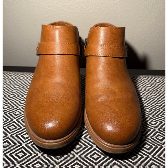 Dr. Scholl's Hello Shootie Zip Ankle Bootie in Honey EUC - Picture 7 of 10